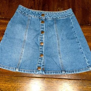 Bull head denim jean button skirt size 25